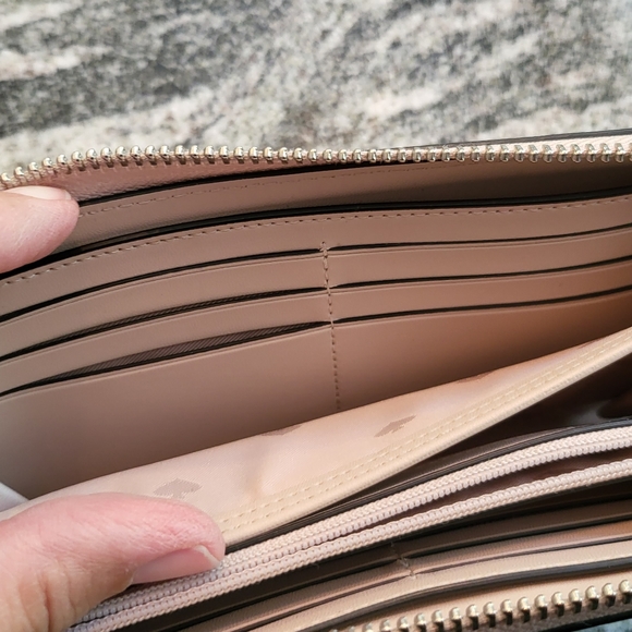 🏖️ Kate Spade New York Continental Wallet - Picture 12 of 17